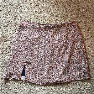 American Eagle floral mini skirt